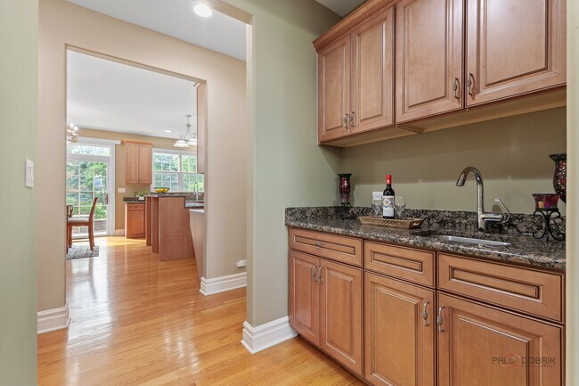 Building Photo - 312 Camargo Ct