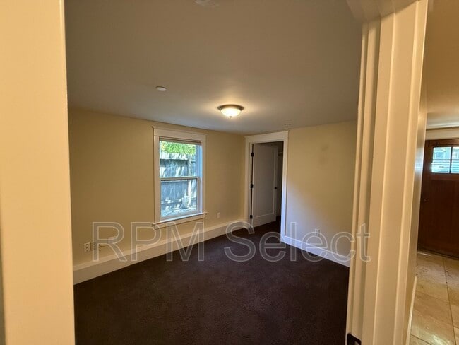 Building Photo - 428 Alhambra Blvd