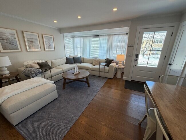 Building Photo - 20 Smith Rd