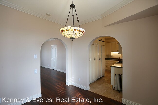 Building Photo - 1 br, 1 bath House - 2201 Sacramento #504