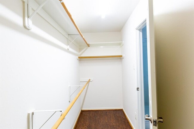 Building Photo - 6359 Bright Falls Ln