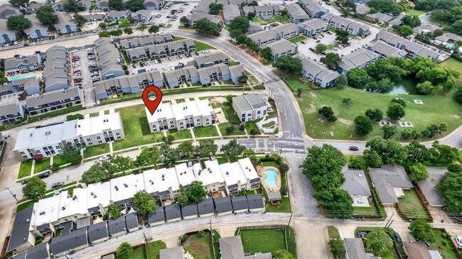 Building Photo - 9471 Timberleaf Dr