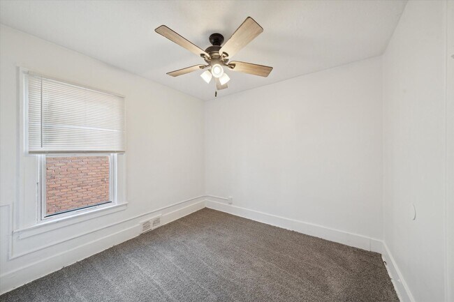 Building Photo - 2333/2335 Grand - T - Ody Holdings