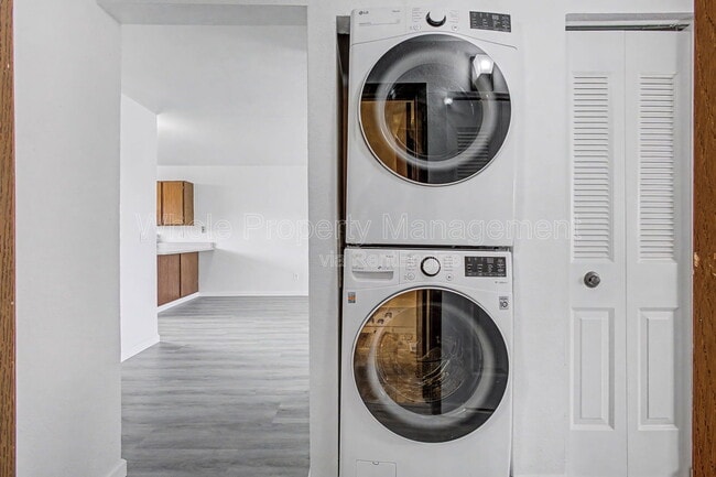 Building Photo - 2750 W 86th Ave