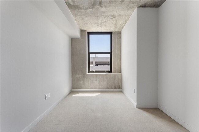 Building Photo - 311 2nd St