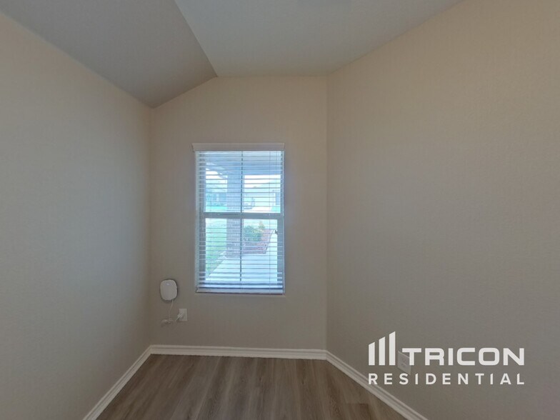 Building Photo - 2721 Swift Creek Dr