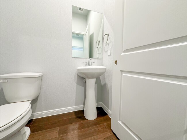 Building Photo - 18813 Luminescent Ln