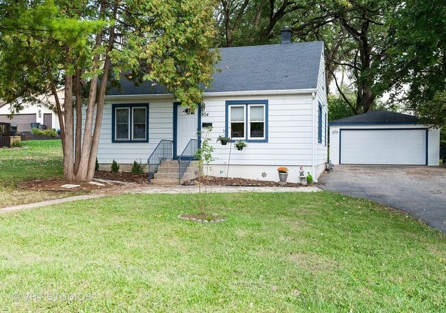 Building Photo - 804 Tomahawk Trail