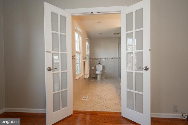 Building Photo - 1099 Armstrong Ct