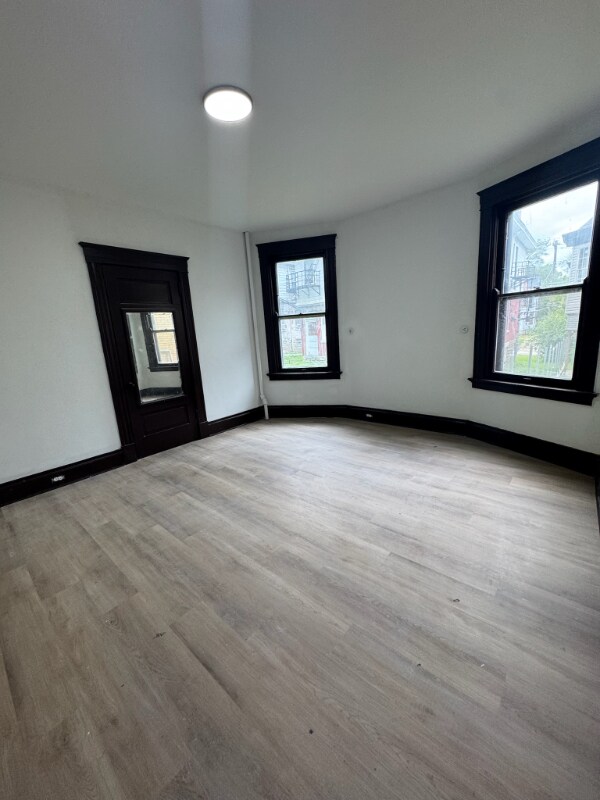 Building Photo - 2241 Burnet Ave