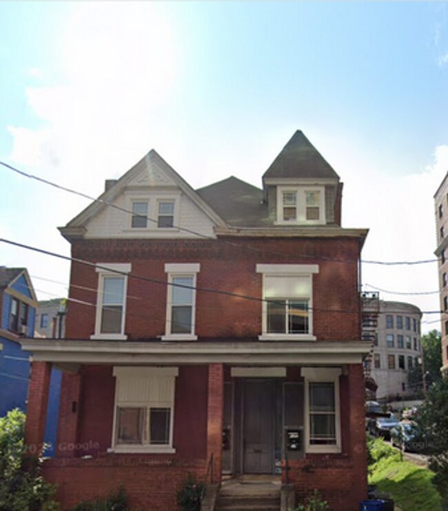 Primary Photo - 275 N Dithridge St