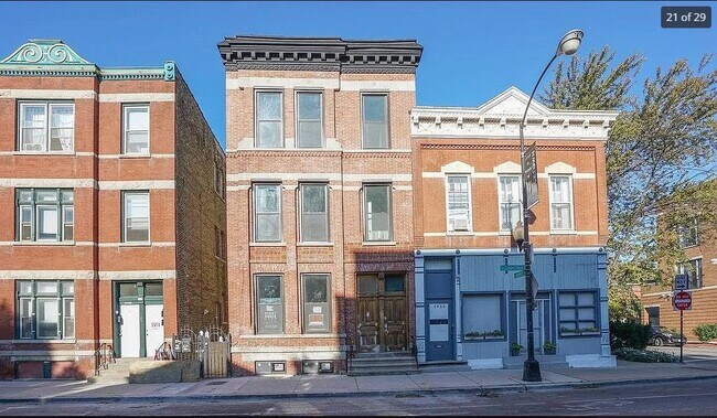Primary Photo - 1930 N Damen Ave