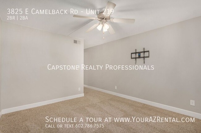 Building Photo - 3825 E Camelback Rd