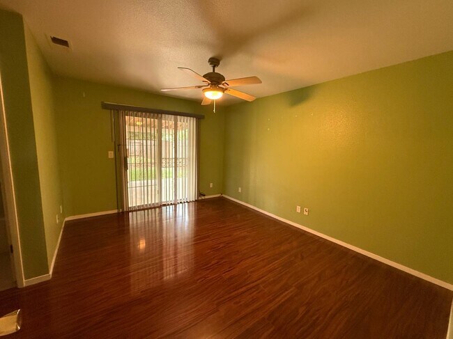 Building Photo - 248 Exie Ln