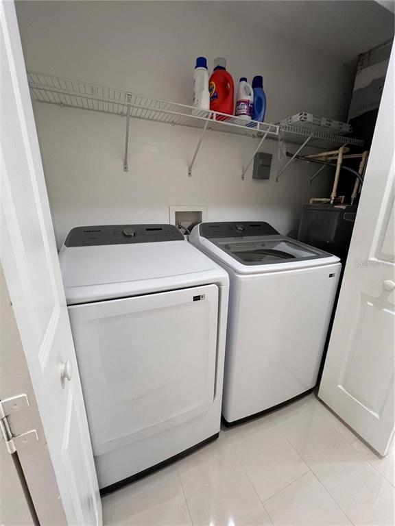 Building Photo - 30225 Double Dr