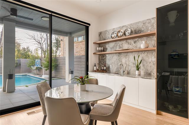 Building Photo - 4201 Potomac Ave