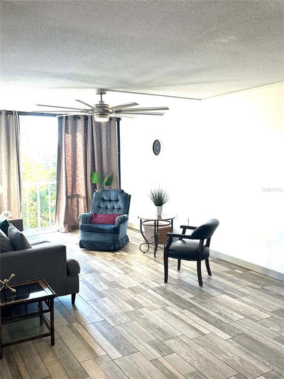 Building Photo - 500 N Osceola Ave