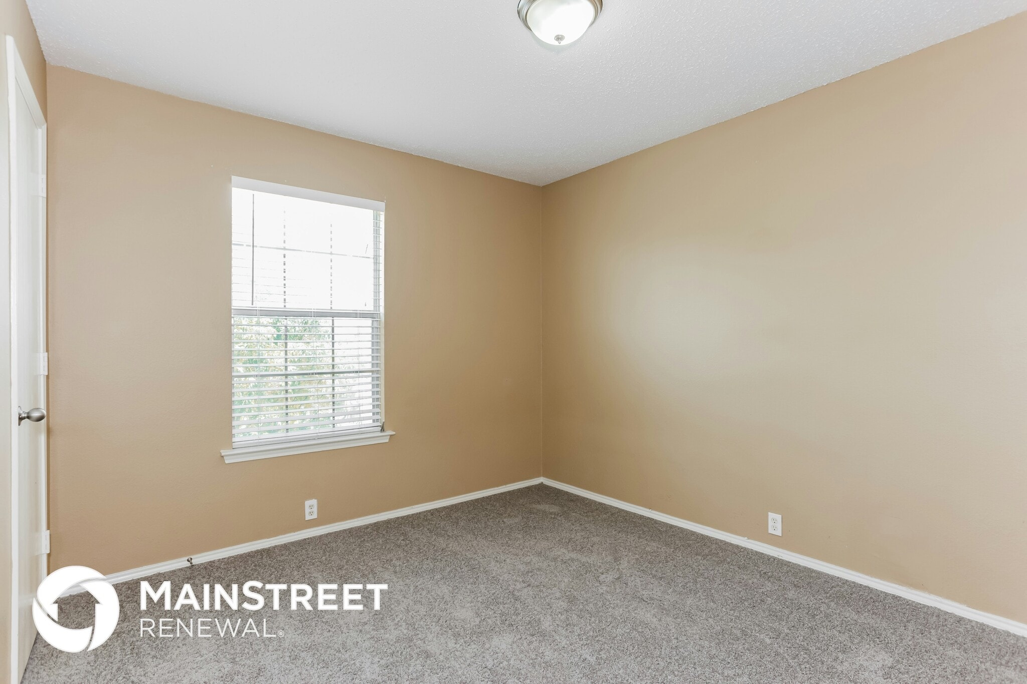 Building Photo - 6734 Ambercrest Dr