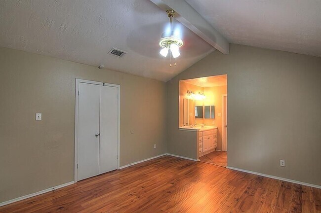 Building Photo - 1111 Jack Block Ct