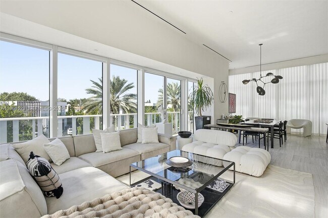 Building Photo - 4701 Meridian Ave