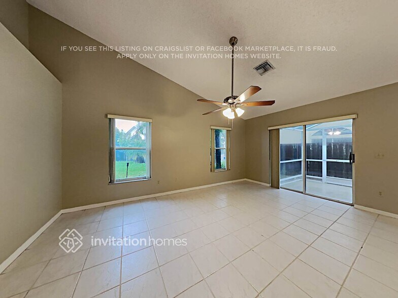Building Photo - 12841 Meadowbreeze Dr