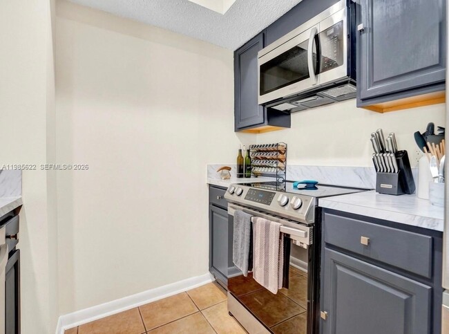 Building Photo - 1433 Kittiwake Ct