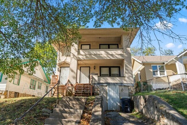 Primary Photo - 5342 Park Ave