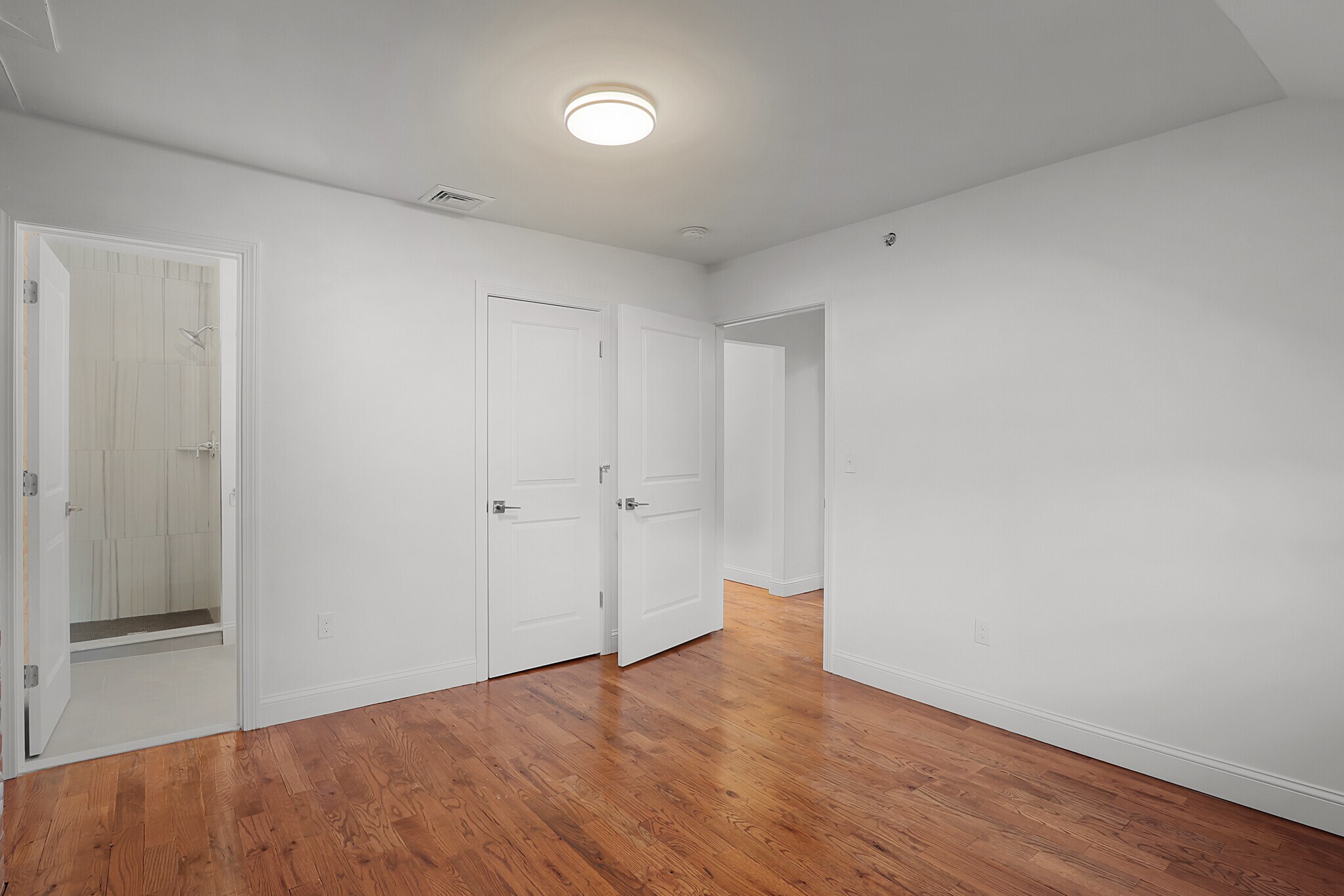 Building Photo - 57 Trumbull St