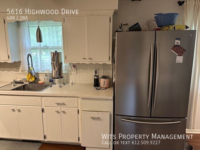 Building Photo - 5616 Highwood Dr