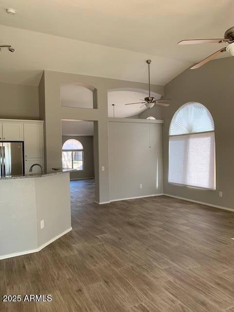 Building Photo - 1373 W Kesler Ln