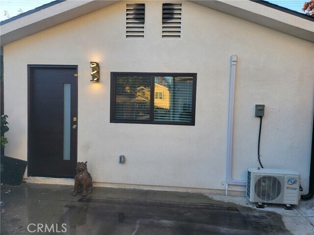 Building Photo - 5942 W 74th St