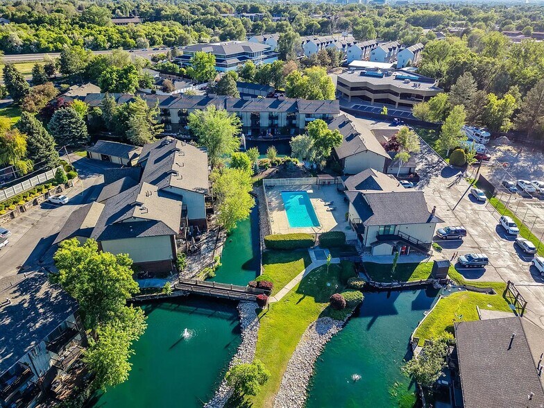 Building Photo - 4706 Woodduck Ln