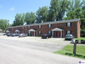 Building Photo - 300 Berkley Ct