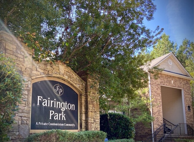 Building Photo - 1202 Par 3 Way