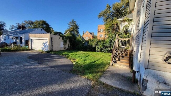 Building Photo - 54 Euclid Ave