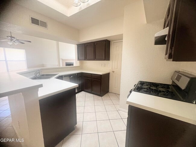 Building Photo - 7317 Desierto Azul Dr