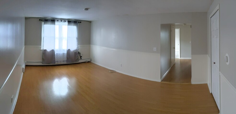 Living room - 29 Woodbine St