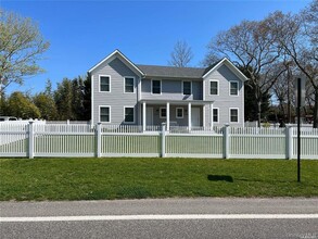 Building Photo - 253 Springville Rd