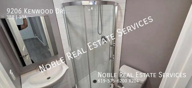 Building Photo - 9206 Kenwood Dr