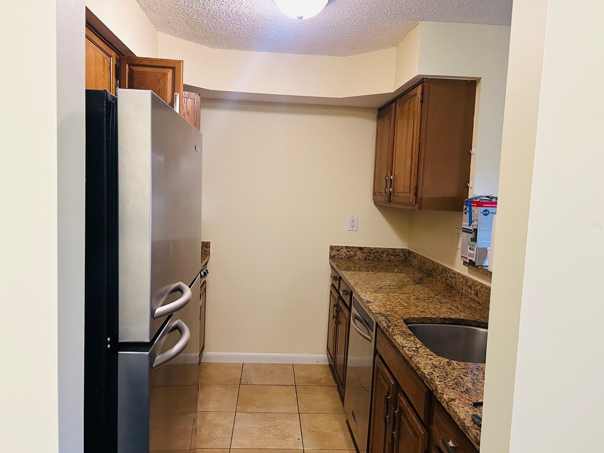 Building Photo - 1914 Aspen Dr