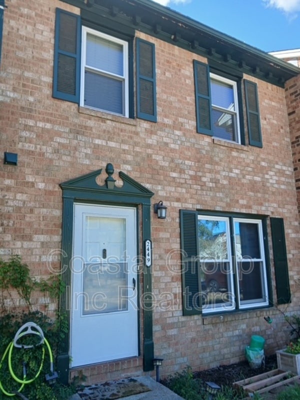 Primary Photo - 2449 Reagan Ave