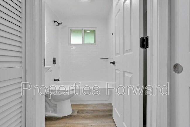 Building Photo - 1663 Haft Dr