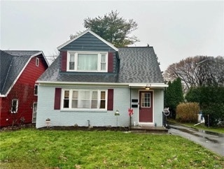 Building Photo - 215 Fay Rd