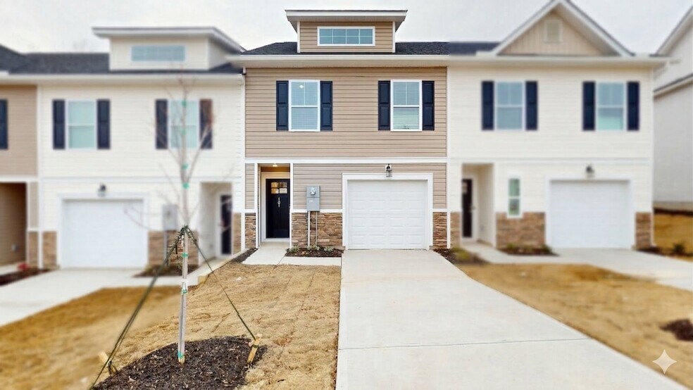 Building Photo - 230 Winding Chestnut Dr