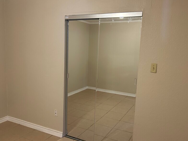 Building Photo - 17140 FM 344 W