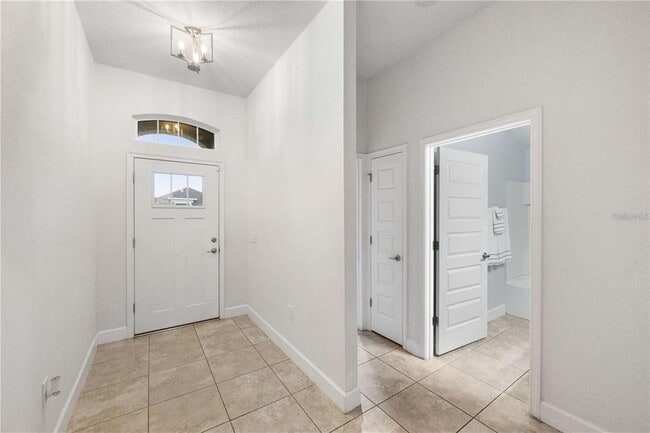 Building Photo - 14429 Potterton Cir