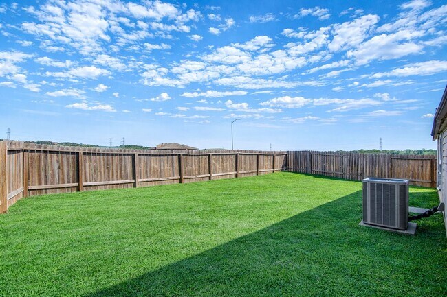 Building Photo - 8839 Hazel Rose Sky Dr