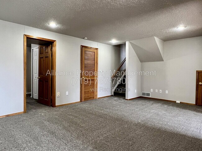 Building Photo - 6318 Galway Dr