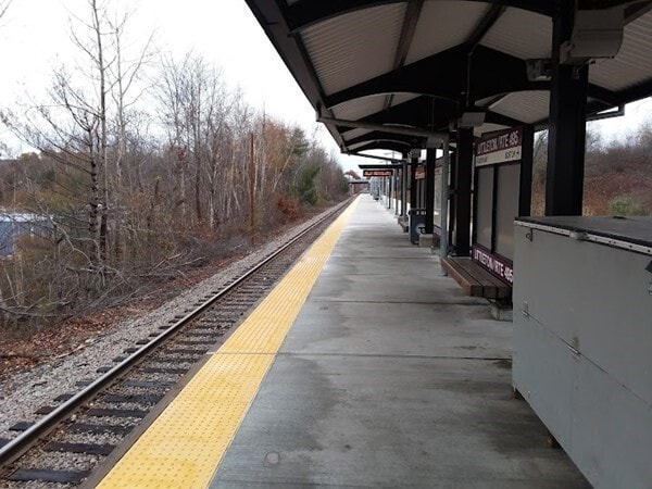 Building Photo - 11 Leonard Rd