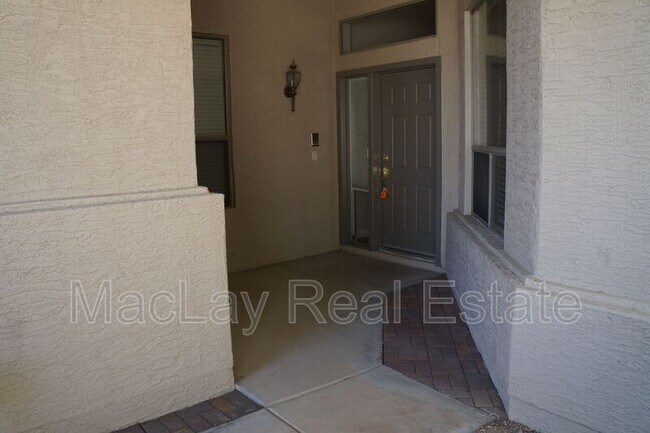 Building Photo - 9753 E Holiday Way